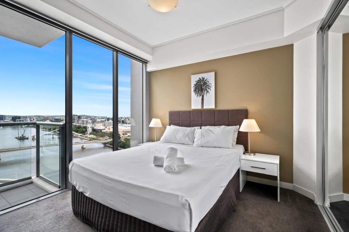 Living - River-view 2 Bedroom Apartment