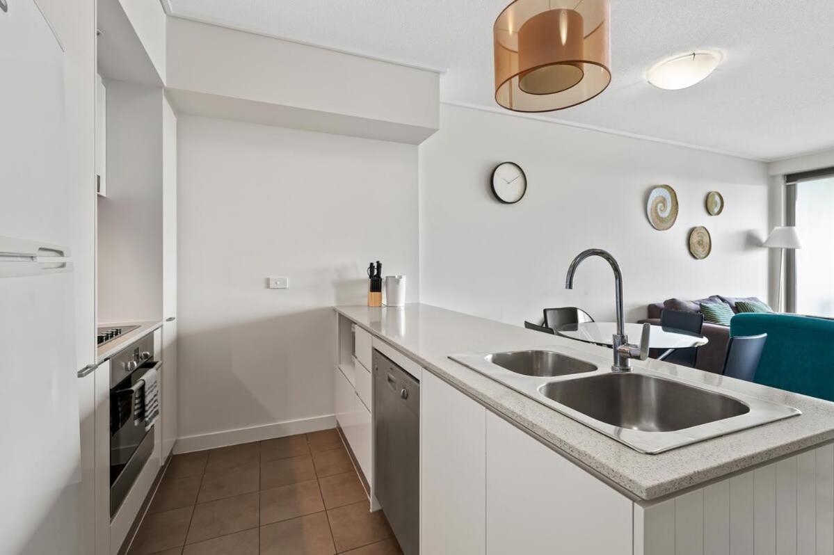 Living - River-view 2 Bedroom *